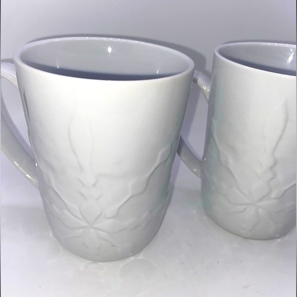 New Crate and Barrel Mercer Snowflake White Porcelain Mugs Set of 2 - Picture 1 of 7